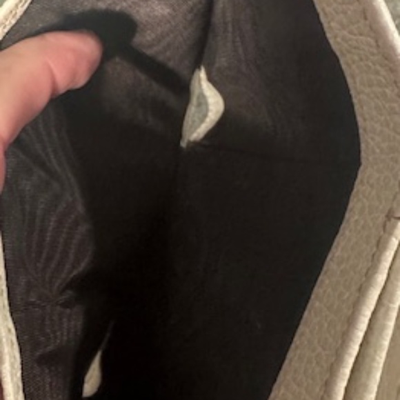 EGA GUCCI GG Marmont Quilted Leather Bifold Wallet Ivory - Picture 9 of 12